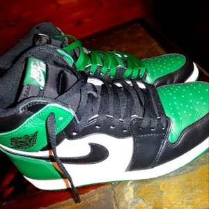 Air Jordan 1's
